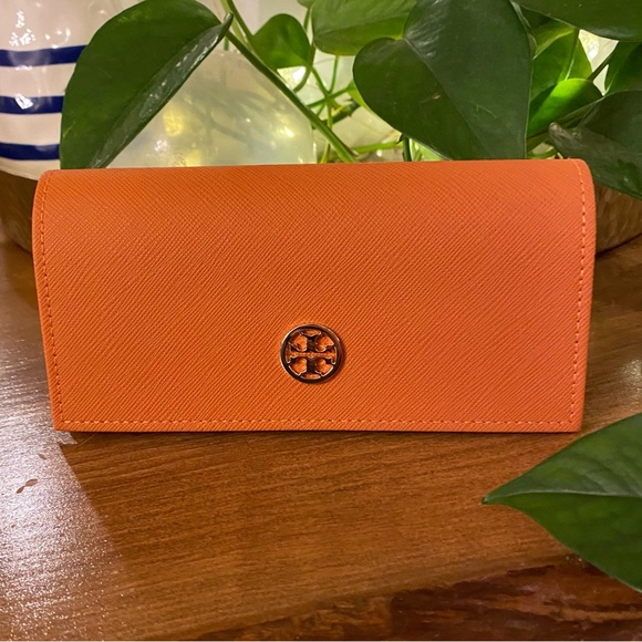 Tory Burch Handbags - Tory Burch Triangle Eyeglass Sunglasses Case Orange Faux Leather Gold Metal Logo